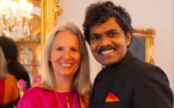 Deze man fietste van India naar Europa voor de liefde