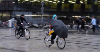 Slimme fietsparaplu