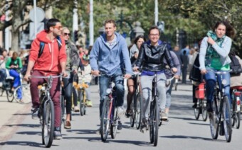 Hoe zorg je dat mensen coronaproof fietsen?