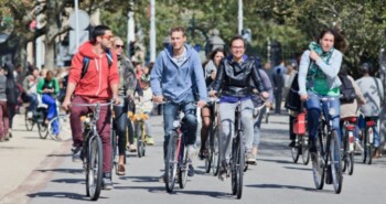 Hoe zorg je dat mensen coronaproof fietsen?
