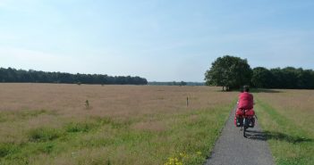 Fietsorganisaties: blijf dichtbij huis en houd voldoende afstand