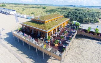 Fiets eens langs het beste strandpaviljoen van Nederland: Beachclub Lekker