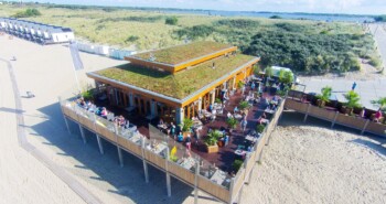Fiets eens langs het beste strandpaviljoen van Nederland: Beachclub Lekker