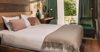 Fijn coronaproof hotel (met bungalows!): Prins Hendrik op Texel