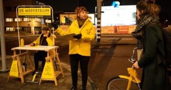 Aandacht voor veilig fietsen in het donker met de Meefietslijn