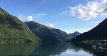 Spectaculaire fietsreis: Het koninkrijk van fjorden en gletsjers