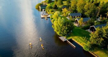 Nazomeren in een waterlodge van Pean-buiten + routetip