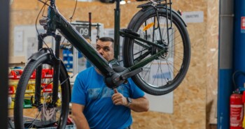 Waarom e-bike fabrikanten steeds vaker onderdelen ‘afschermen’