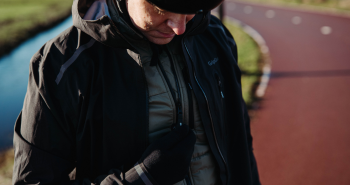 Fietsen in de kou: zo kleed je je laag voor laag